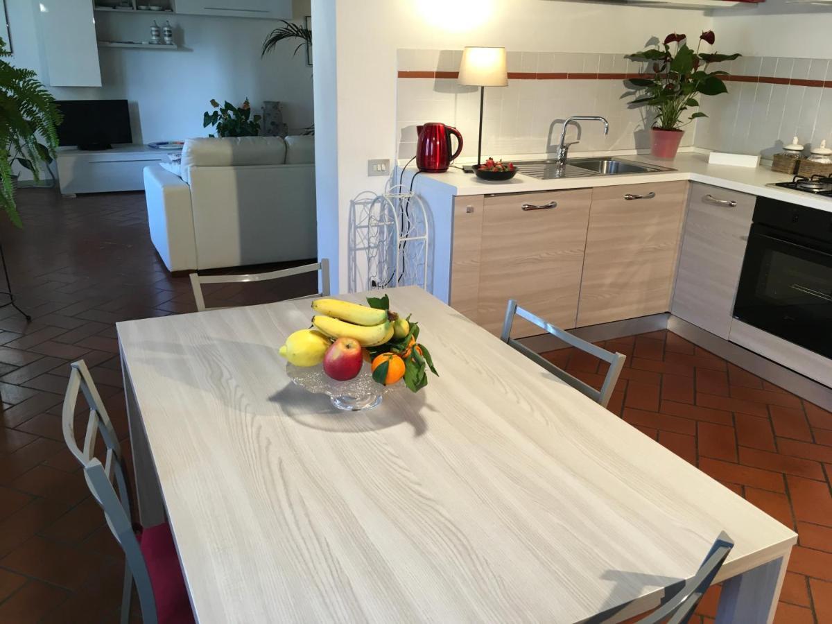 Appartamento Il Glicine Pistoia Exterior foto